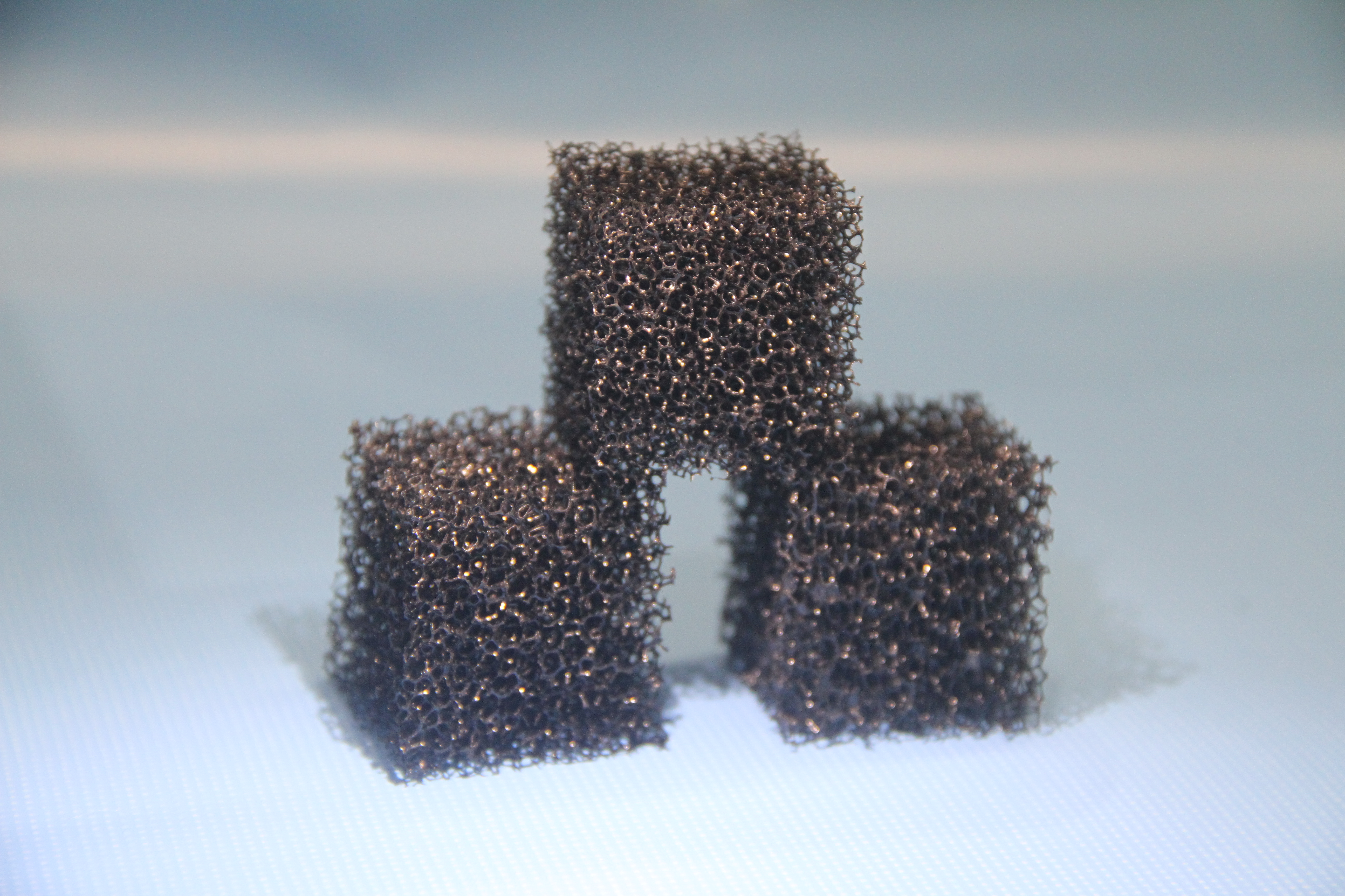 MBBR salīdzinājumā ar tradicionālajiem biofiltriem: kurš ir efektīvāks?