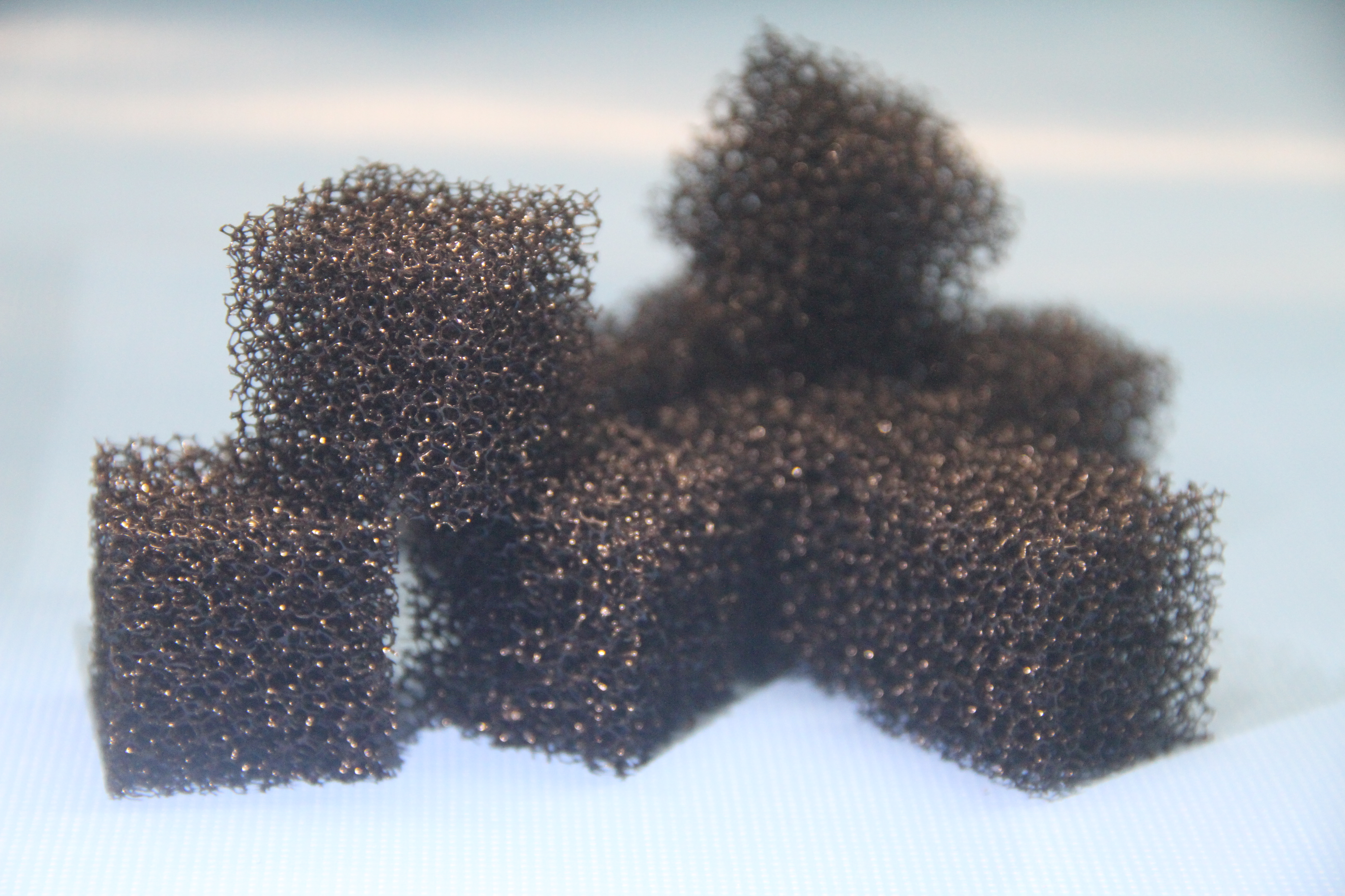 MBBR salīdzinājumā ar tradicionālajiem biofiltriem: kurš ir efektīvāks?
